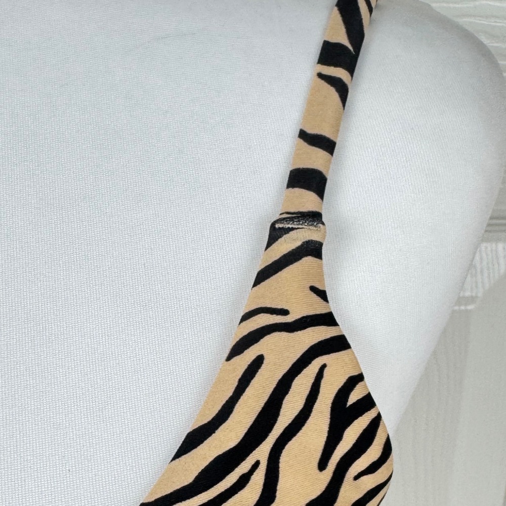 Hollister Zebra Stripe Tan & Black Bikini Set Top Size Medium Bottom Small - Picture 8 of 8